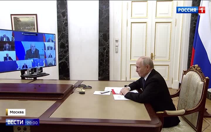 Владимир Путин обсудил внутреннюю безопасность и отношения с соседями на Совбезе России