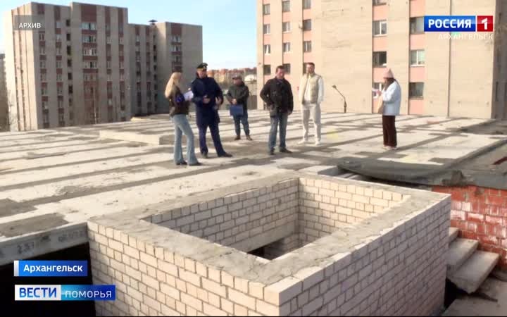 Убедил граждан подписать 11 договоров инвестирования, которые на деле оказались скрытой формой долевого строительства