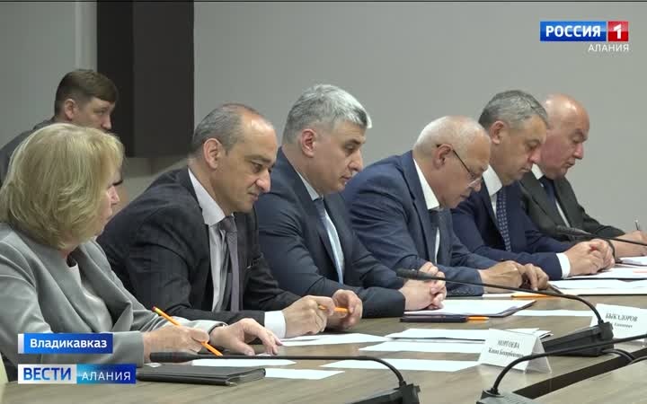 Аппаратное совещание: итоги ЕГЭ, погодные условия, ситуация на ВГД