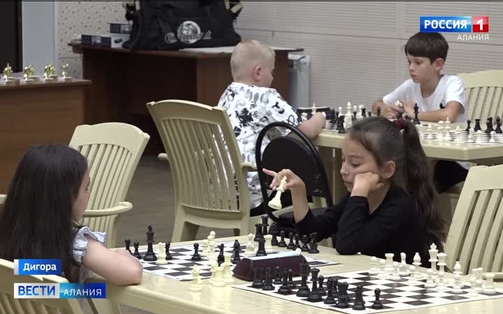 В Дигоре прошел второй открытый республиканский турнир по шахматам среди школьников