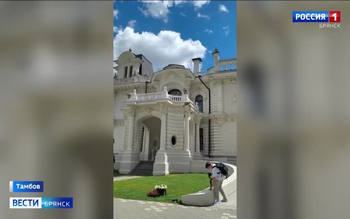 Старшеклассники из Брянска узнали о направлениях подготовки в Державинском университете