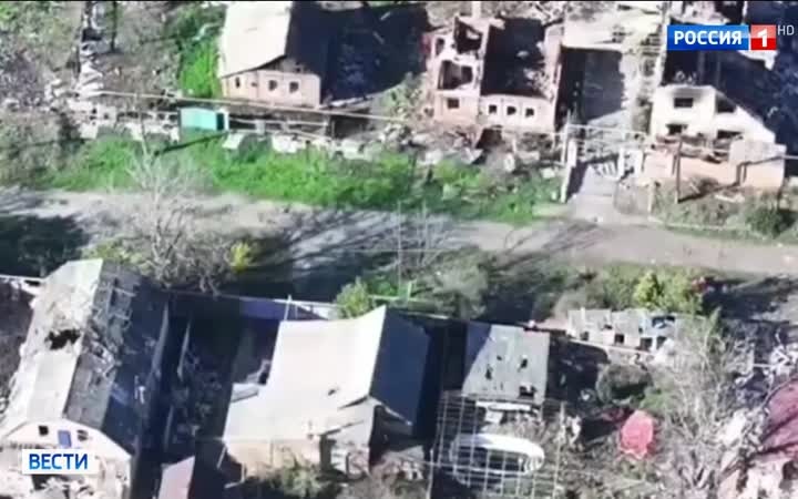 Военные успешно продвигаются на ключевых направлениях: уничтожены опорные пункты ВСУ и техника противника