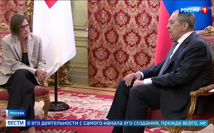 Запад пытается использовать Красный Крест для поддержки киевского режима — заявление Лаврова
