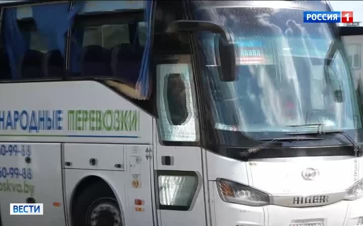 Девять человек госпитализированы после обстрела маршрутки в Лисичанске