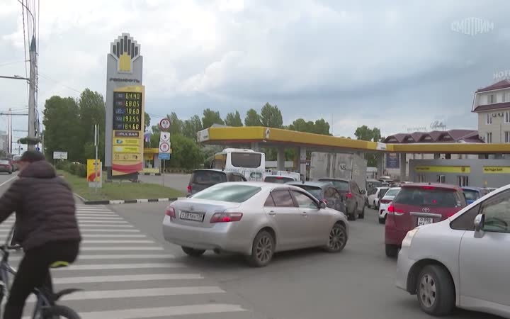 Тонна нелегального топлива: в Краснодаре полиция накрыла канал подпольной перепродажи бензина