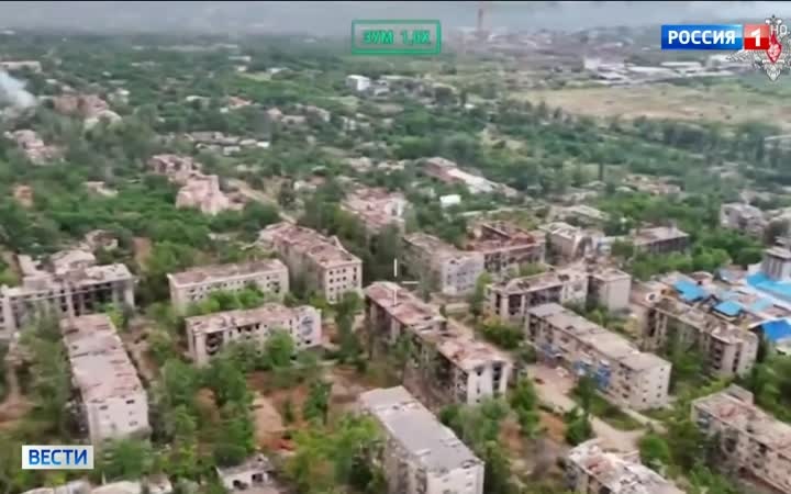 В Константиновке российские флаги: Зеленский отрицает потерю города, несмотря на  наступление на Донбасс