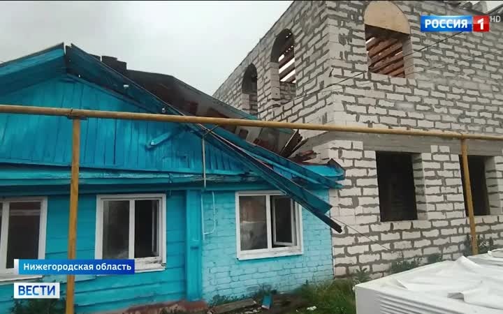 Аномальные ливни и ураганы обрушиваются на Россию: затопления и разрушения в Петербурге и Нижнем Новгороде