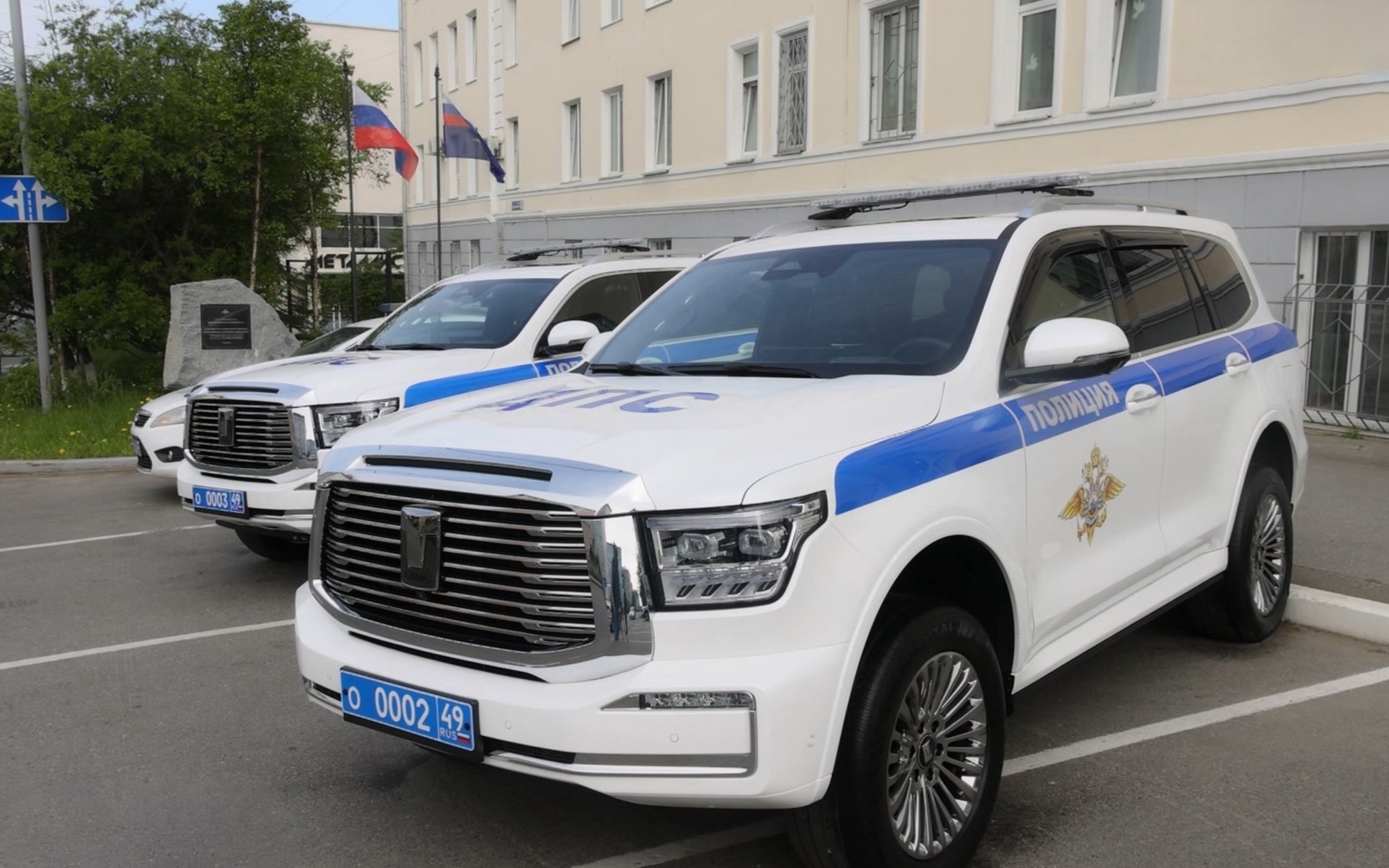 Два новых "Танка" подарили ГАИ на день рождения