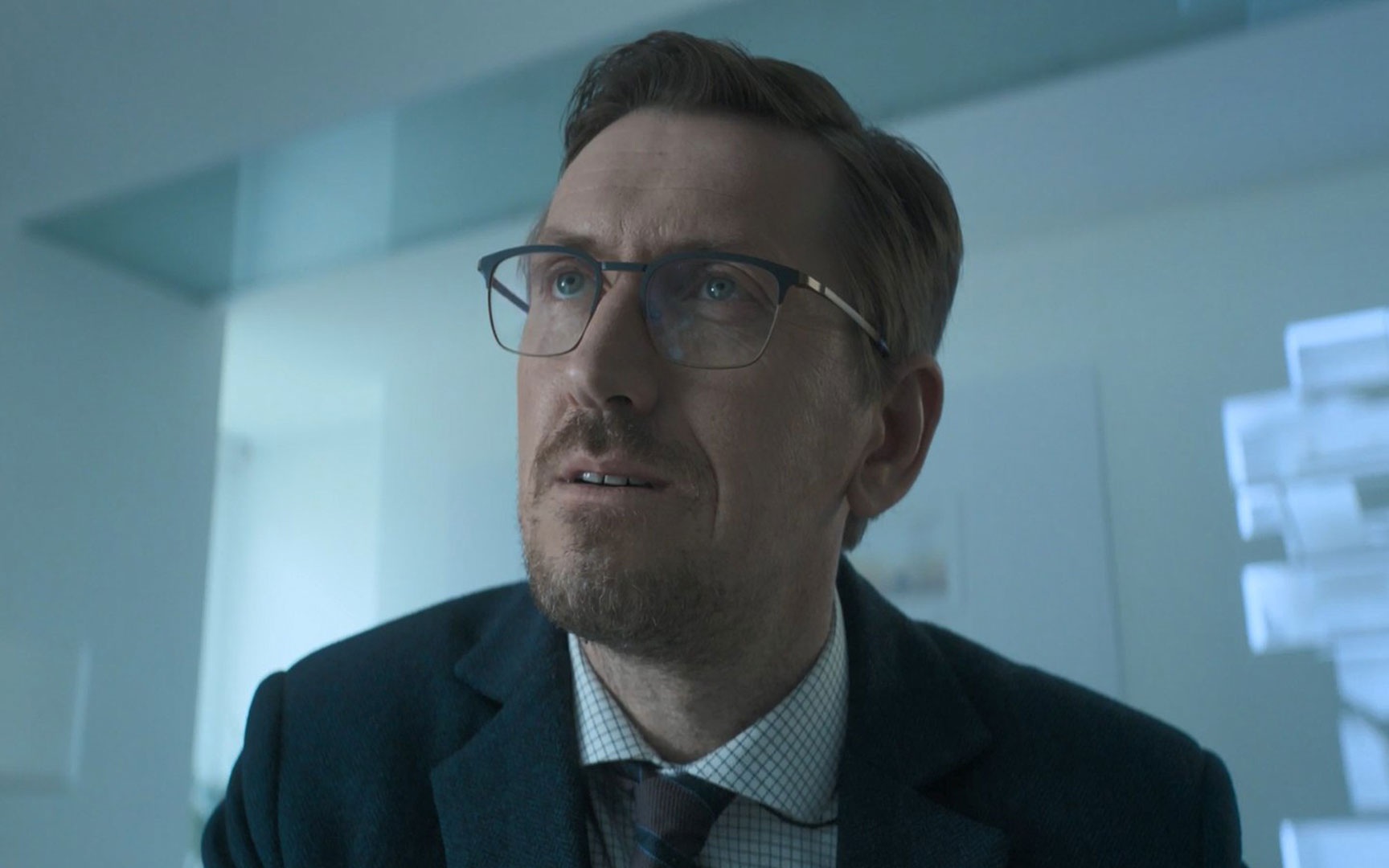 Кадр из сериала "Комплекс Бога"