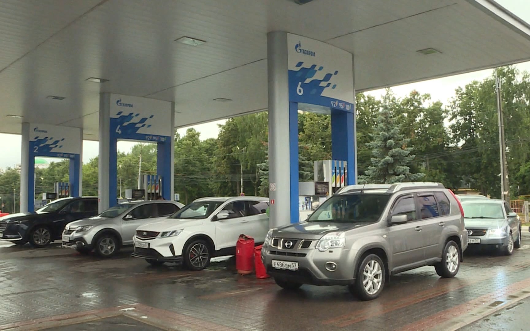 В Орловской области ввели четно-нечетный порядок продажи бензина на АЗС