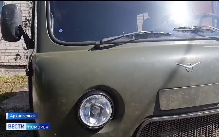 Сразу два полноприводных автомобиля нашим ребятам на передовую передали сотрудники архангельского филиала «Рослесинфорга»