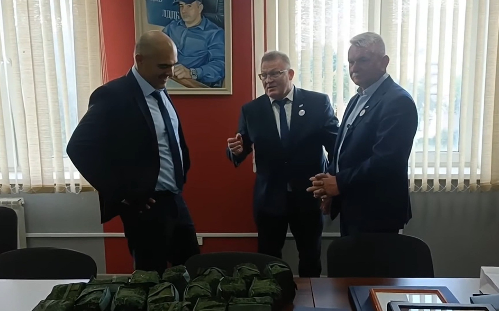 Первый публичный случай: польский экс‑депутат поддержал российских бойцов