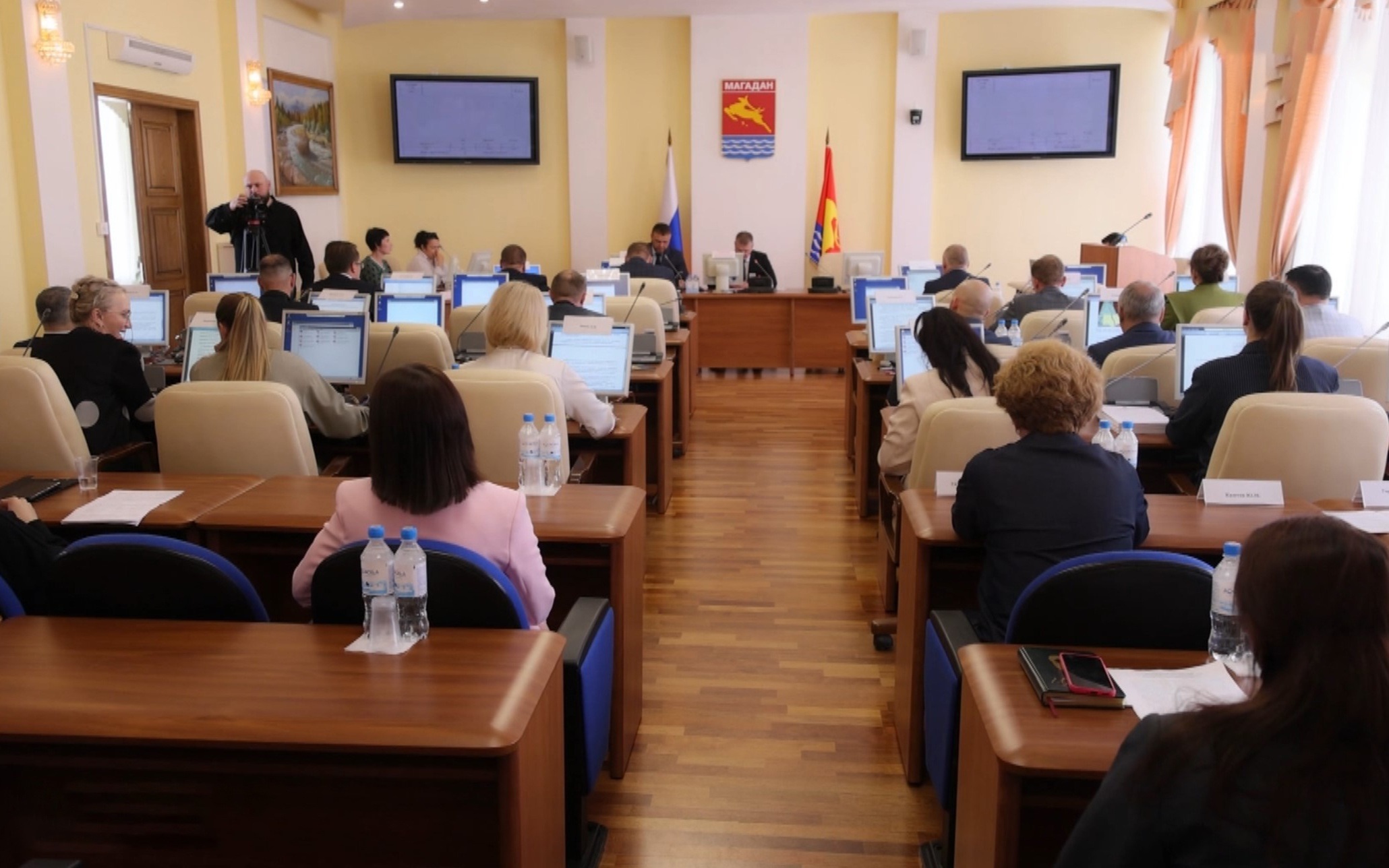 Депутаты присвоили звание Почетного гражданина Магадана Елене Гоголевой