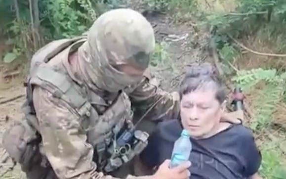 Эвакуация из Константиновки: российские военные спасали мирных жителей под обстрелами
