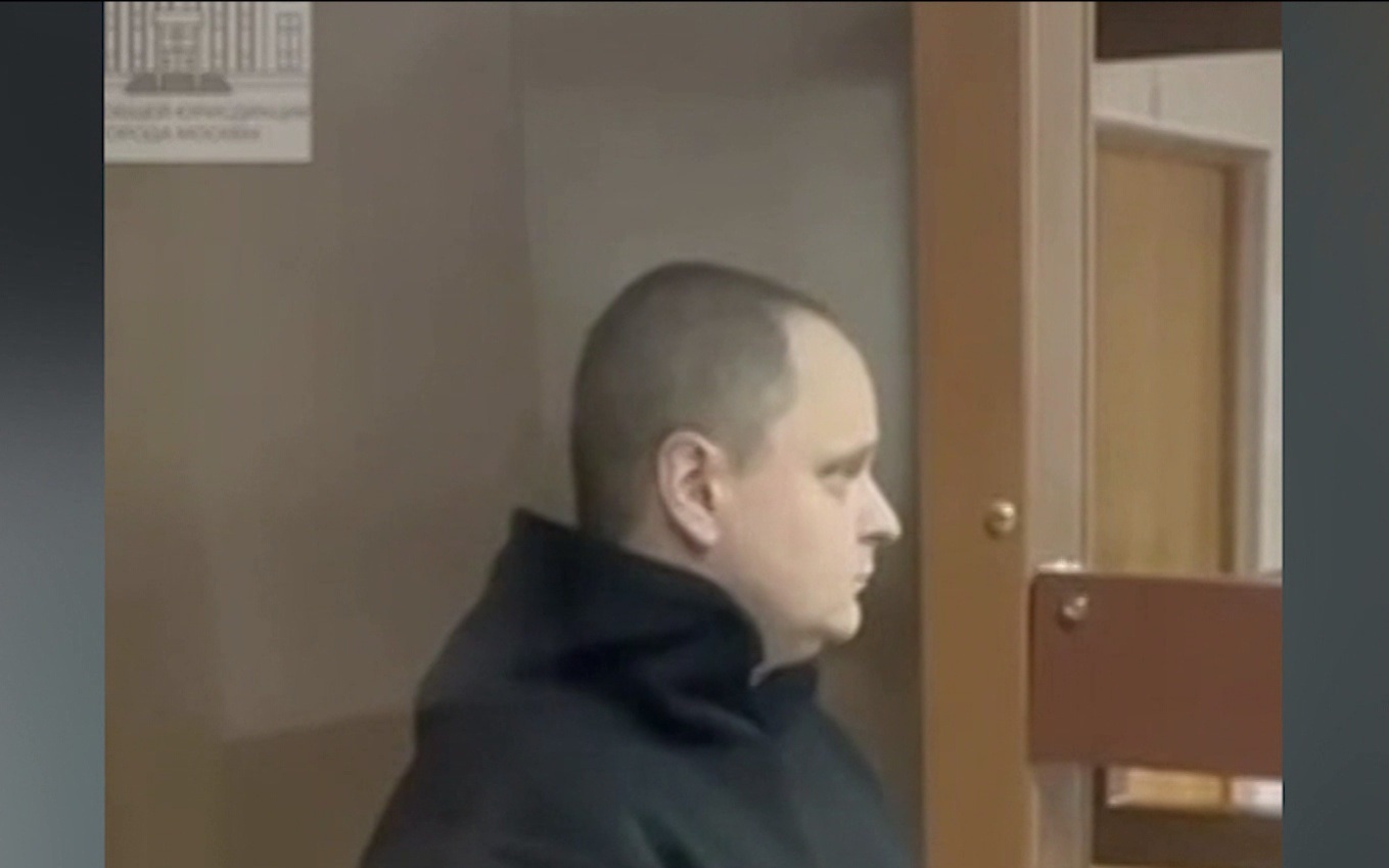 Красноярскому экс‑полицейскому изменили меру пресечения на домашний арест