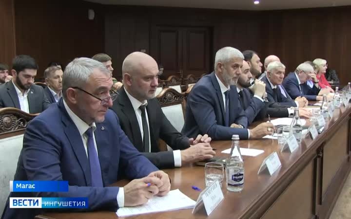 Нацпроекты, обращения граждан и предстоящие выборы стали главными темами заседания Правительства Ингушетии