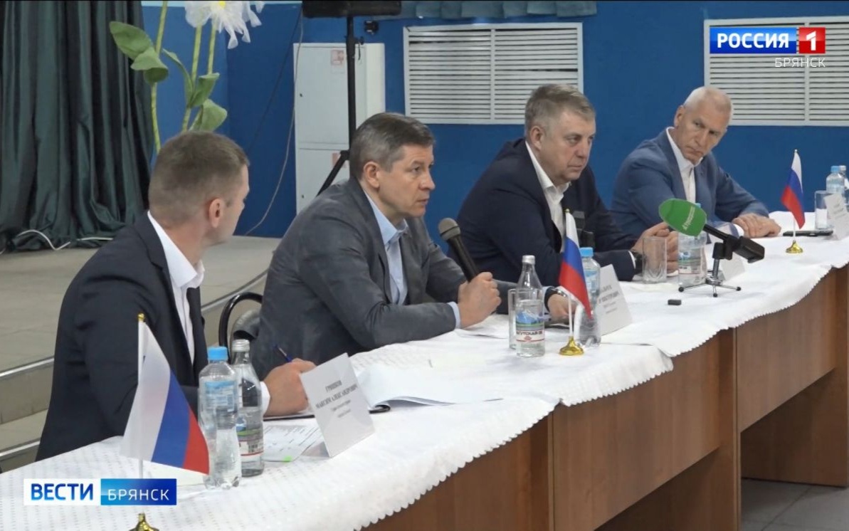 Временно исполняющий обязанности губернатора Егор Ковальчук побывал с рабочей поездкой в Сельцо