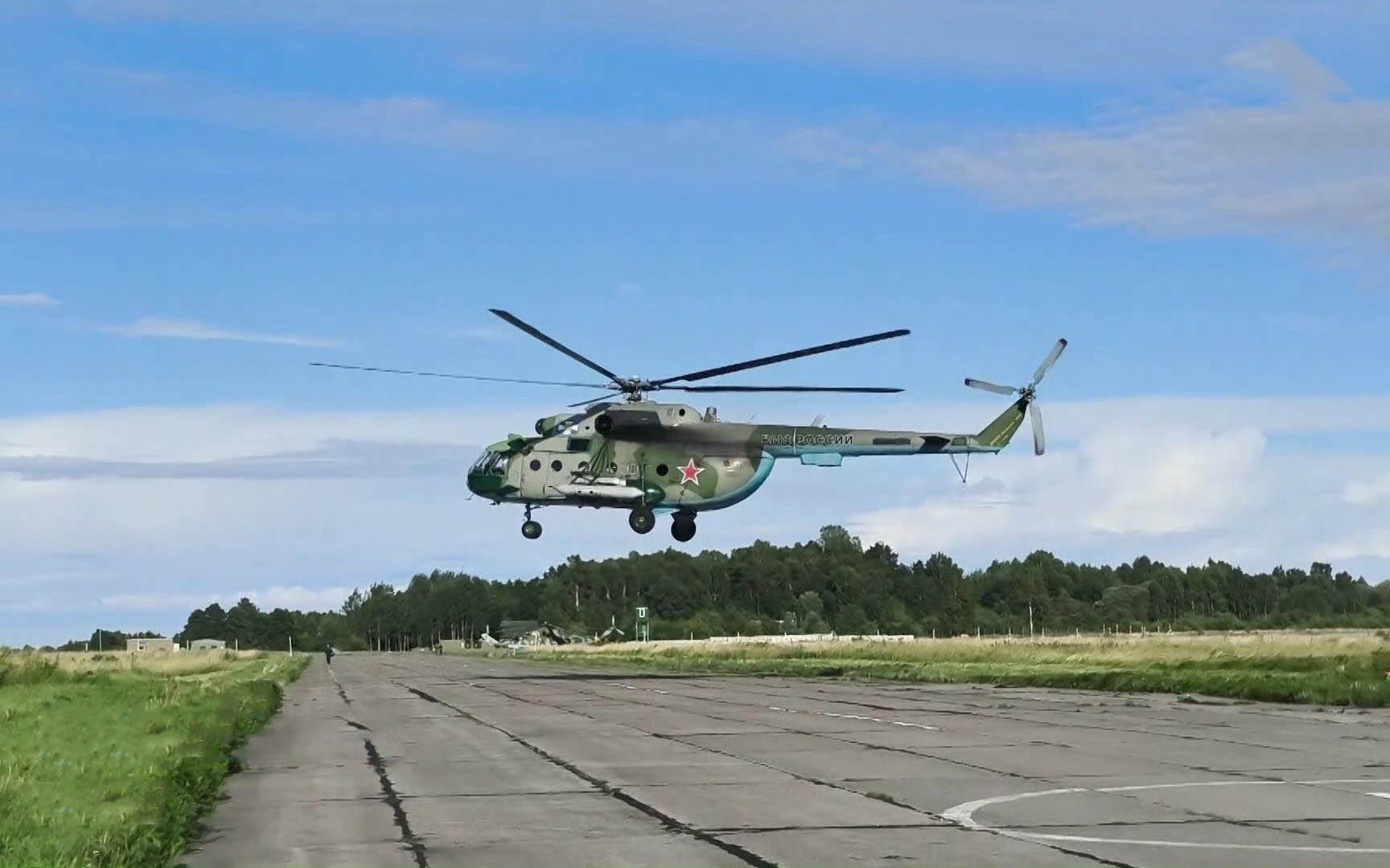 "Учения вертолетчиков Балтийского флота: борьба с дронами и защита морских границ"