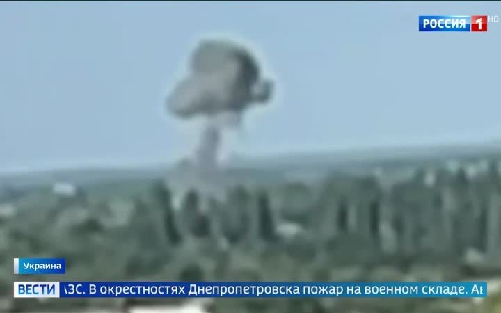 В Одессе и Черноморске российские удары поражают топливные резервуары и военные грузы
