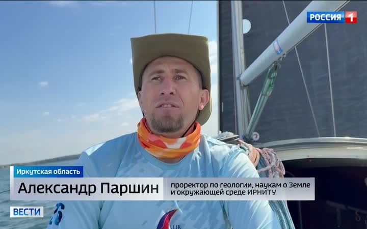 Специалисты проверяют качество воды в Байкале и Ангаре