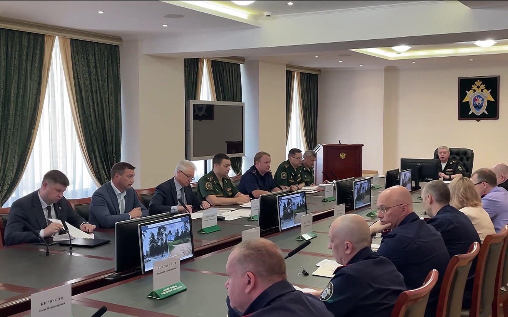 Константин Корпусов провел совещание по развитию ведомственных объектов СК России