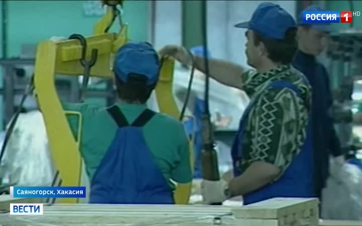 Металлурги России и Донбасса отмечают профессиональный праздник: 20 лет Саяногорскому алюминиевому заводу и три поколения семьи Остроушко на Макеевском заводе
