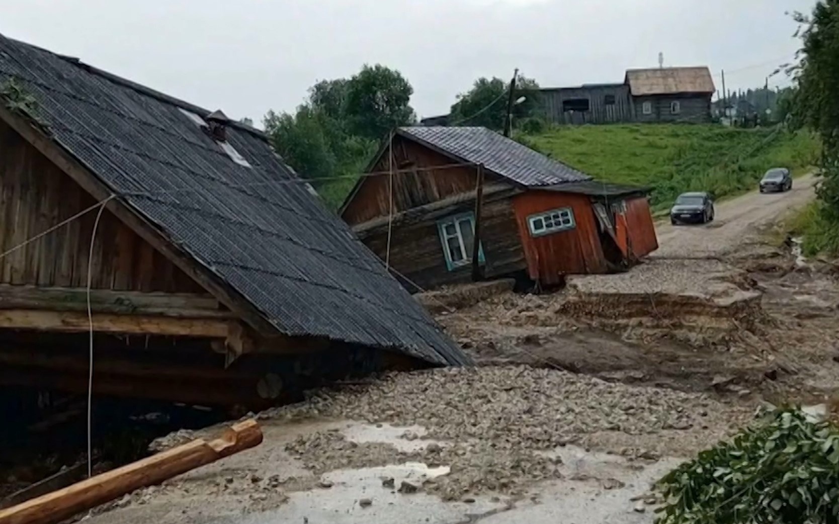 Паводок в Пермском крае затопил более 50 домов