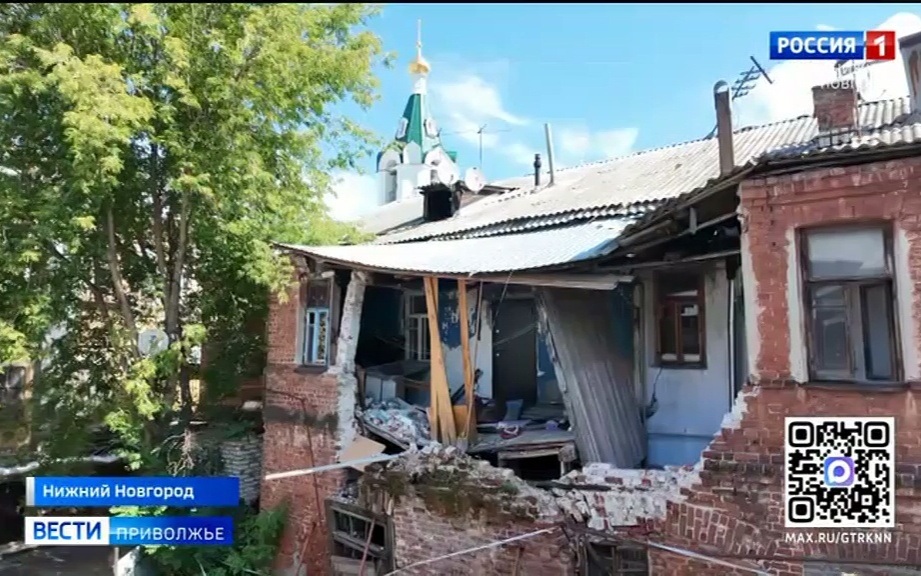 Почему никто не разбирает завалы после обрушения дома в переулке Вахитова?
