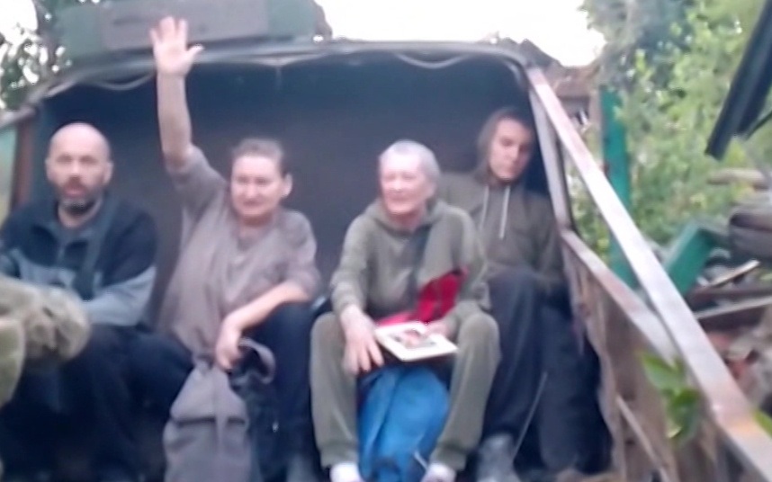 Бойцы Южной группировки войск ежедневно эвакуируют мирных жителей Константиновки под ударами дронов