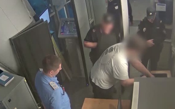 ФСБ совместно с МВД задержали в Петербурге агента украинских спецслужб