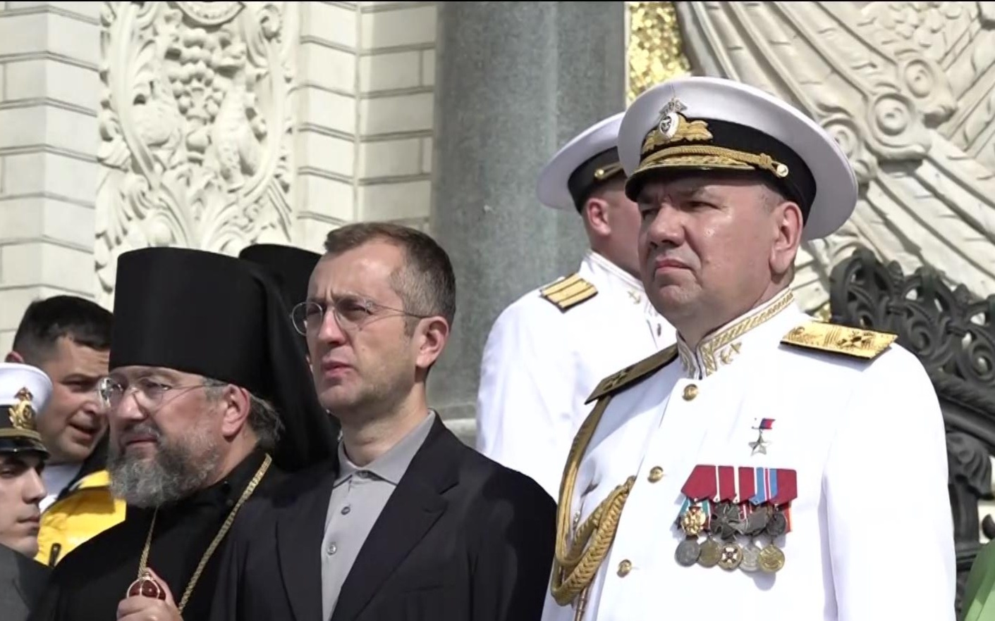 Торжественный молебен провели сегодня в Главном храме Военно-морского флота - Никольском соборе в Кронштадте