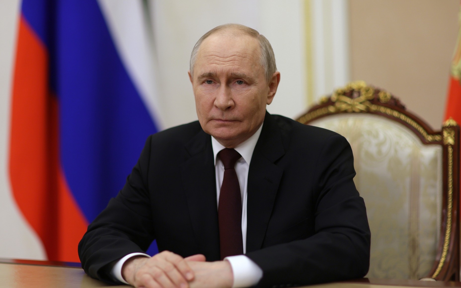 Владимир Путин поздравил следователей с профессиональным праздником