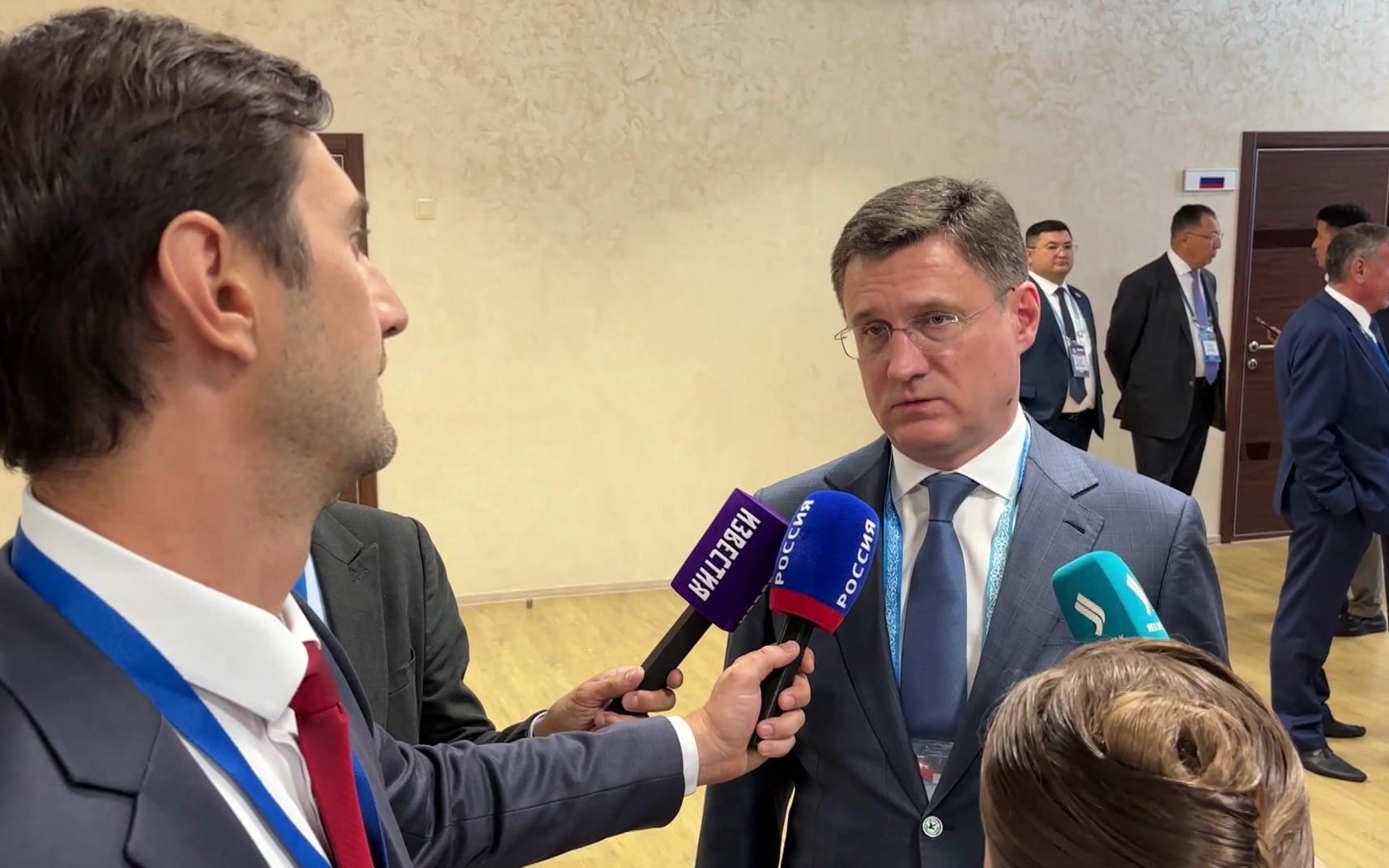 Стабилизация поставок топлива в России: приоритет северному завозу и помощь Казахстана