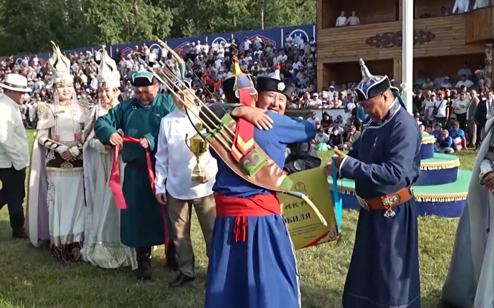 Наадым в Туве: праздник чабанов, лук и хуреш