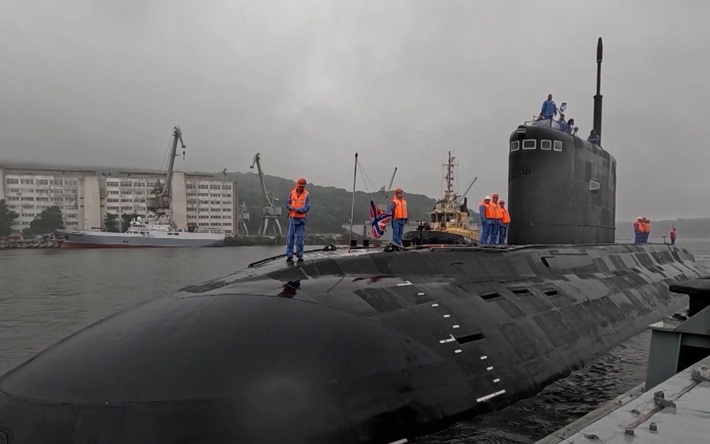 Подлодка "Волхов" возвращается домой: встреча с семьями после длительного похода