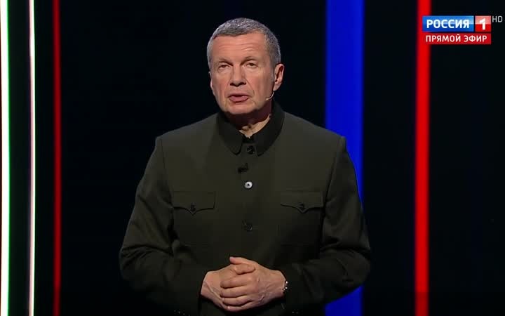 Путин поздравил моряков с 330-летием флота.