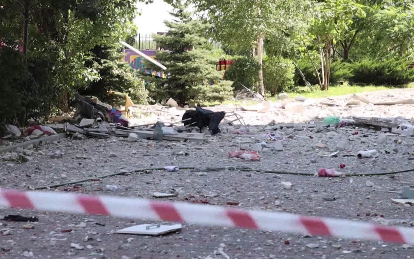 В Ростове-на-Дону в результате ночной атаки погибли пять человек, восемь ранены
