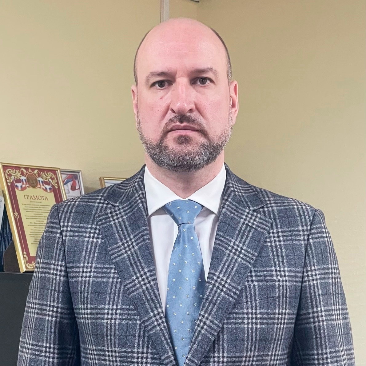 Если нет гарантийного срока, покупатель должен обнаружить недостатки в течение 2 лет