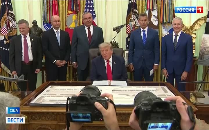 Президент США обсудил поставки ракет с Зеленским
