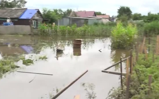 Якутск под водой: аварийные бригады на круглосуточном дежурстве после мощного ливня