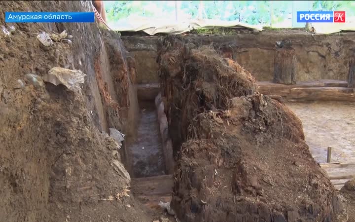 Археологи исследуют остатки церкви Албазинского острога