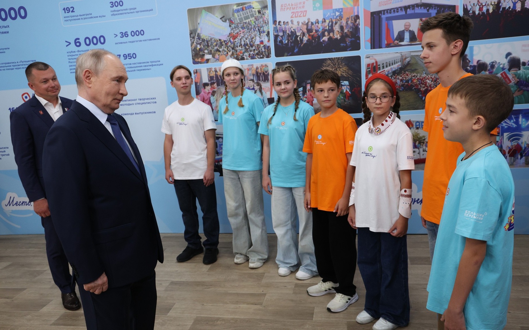 Владимир Путин в Красноярске: "Большая перемена@ вдохновляет молодых творцов и лидеров"
