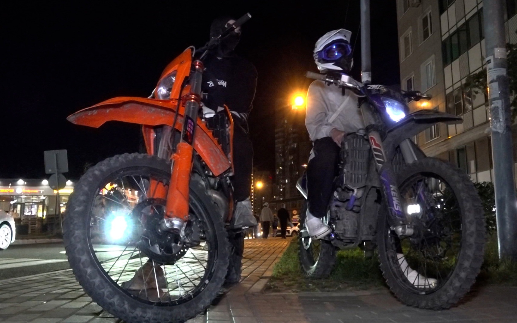 Эфир 04.08.2026 · 21:30