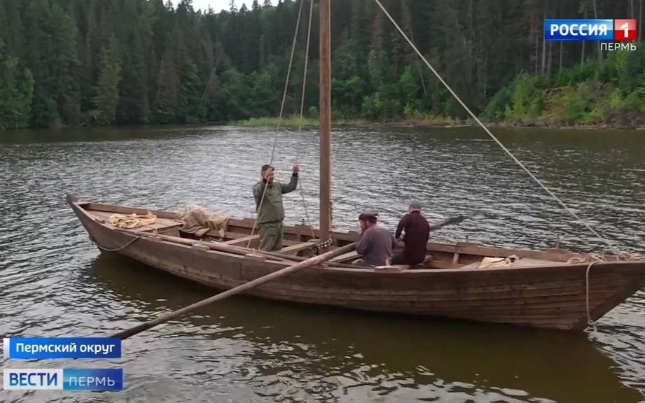 В Прикамье спустили на воду ещё один струг Ермака