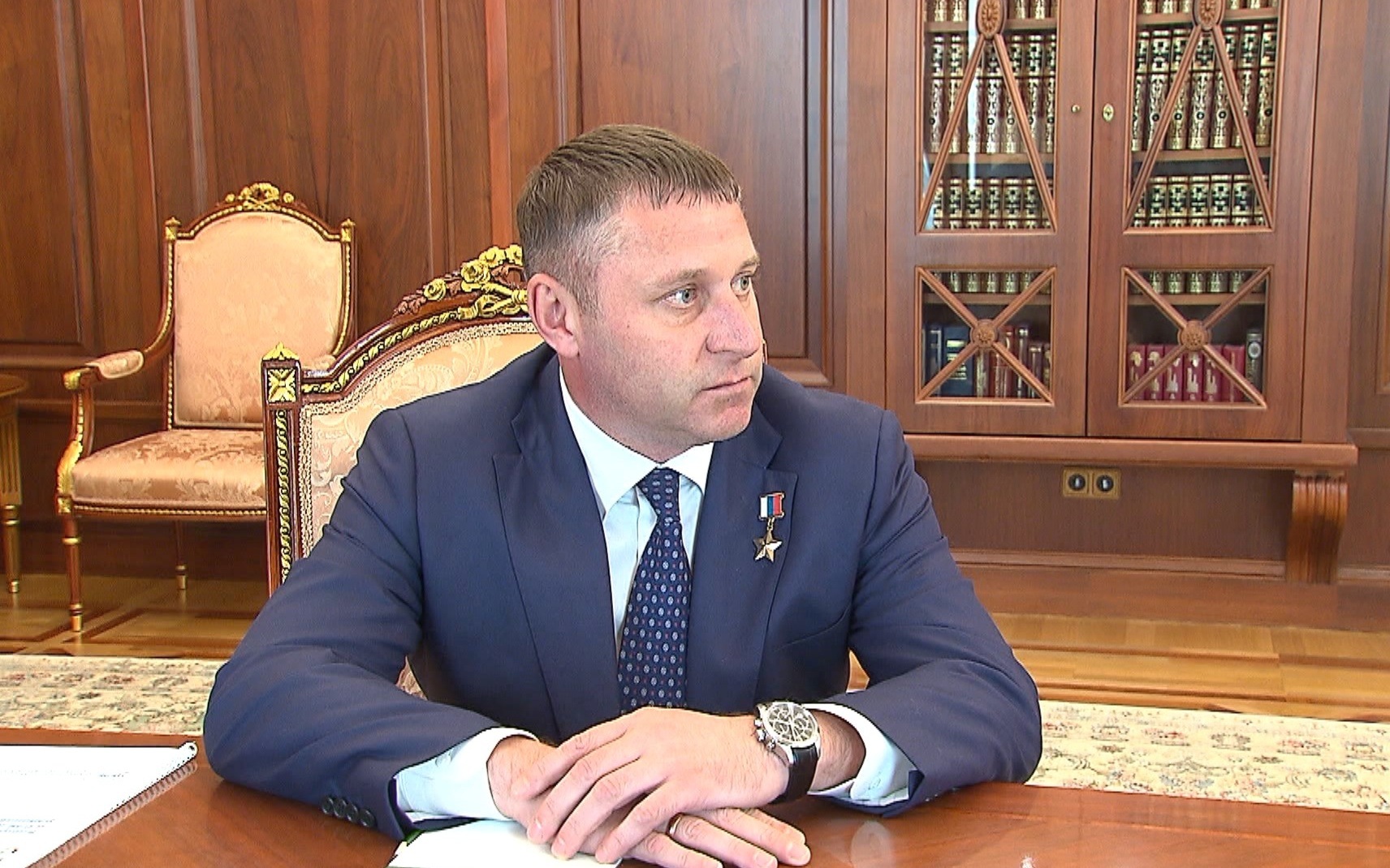 Владимир Путин обсудил обострение ситуации на границе с Александром Шуваевым