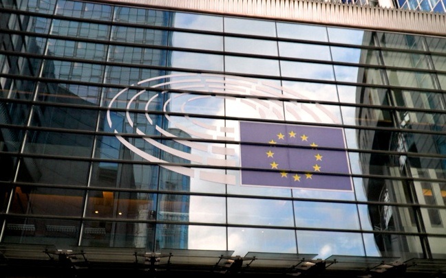 Из‑за неудач Киева на фронте ЕС ужесточил правила убежища для украинцев