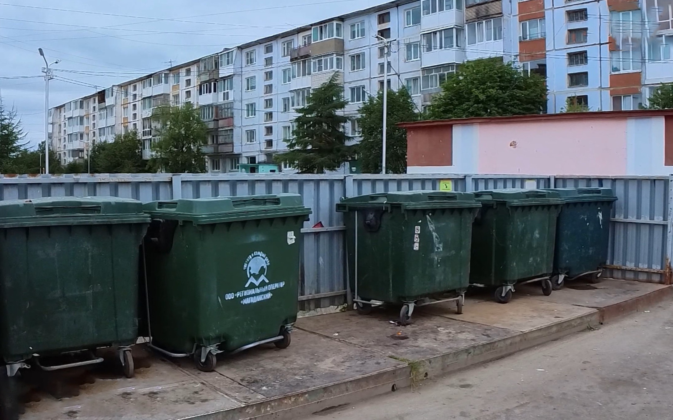 Городской эксперимент: контейнерные площадки планируют обустроить в некоторых дворах
