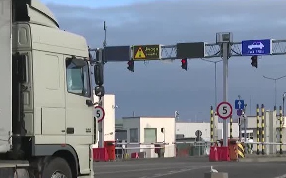 Транспортный коллапс на польско-украинской границе: задержки грозят срывом военных поставок
