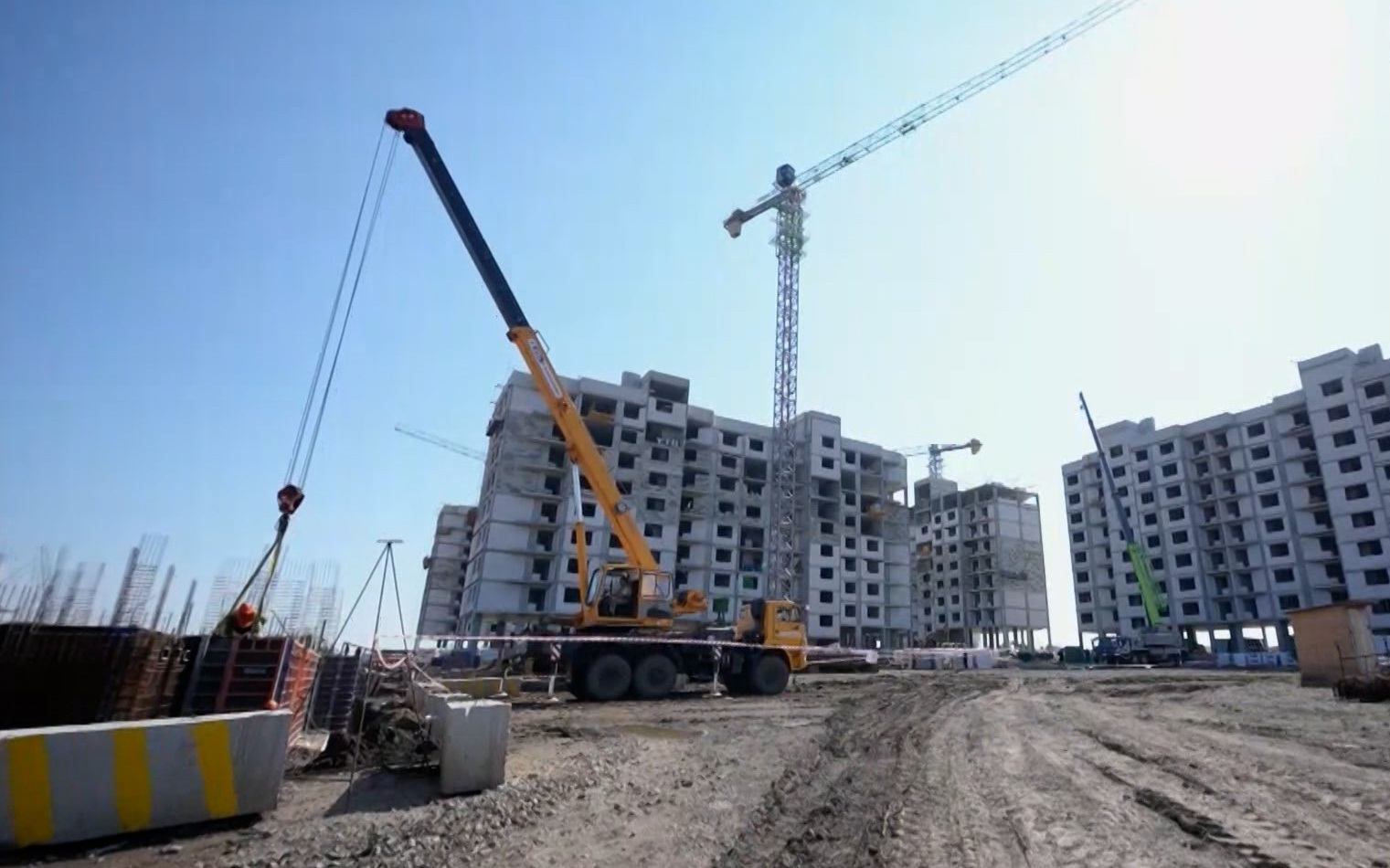 Новые жилые комплексы и инфраструктура на Луганщине