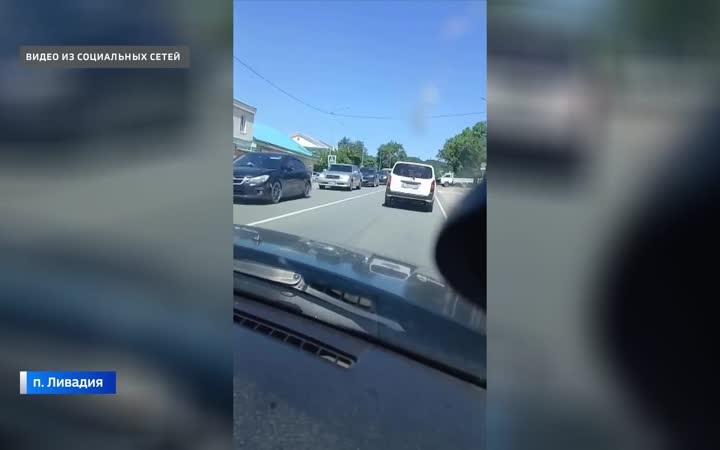 Неужели лету конец? В Приморье резко похолодало, а тайфун "Дельфин" уже бушует в Китае